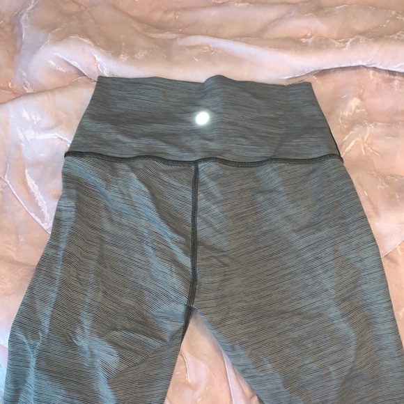 Lululemon Align size 6 - Picture 2 of 4